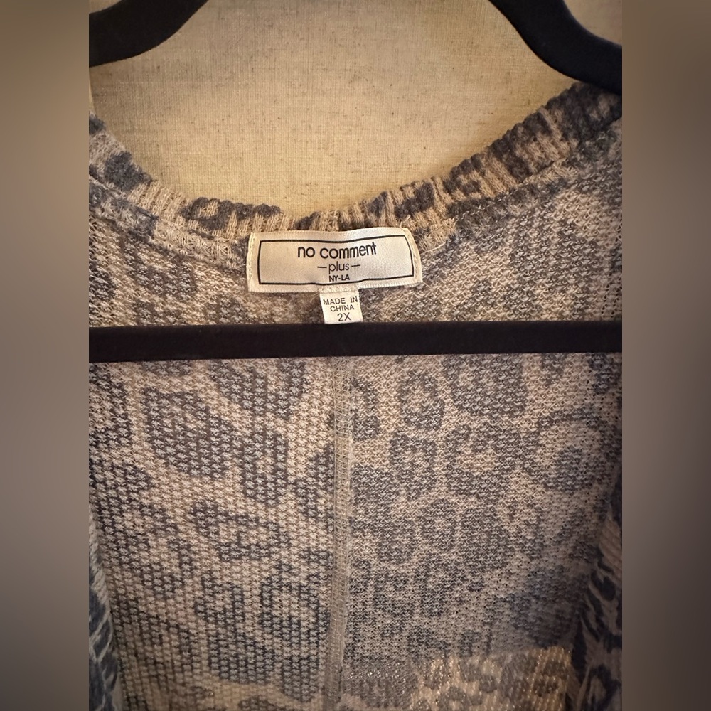 Cardigan - Picture 3 of 4